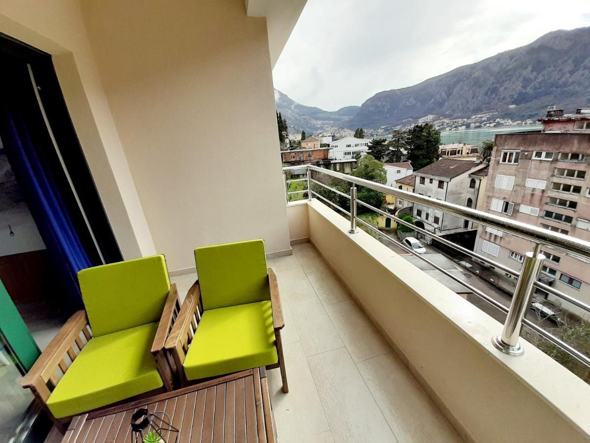 Maritimo Di Cattaro****Lux Apartment With Garage Exteriér fotografie