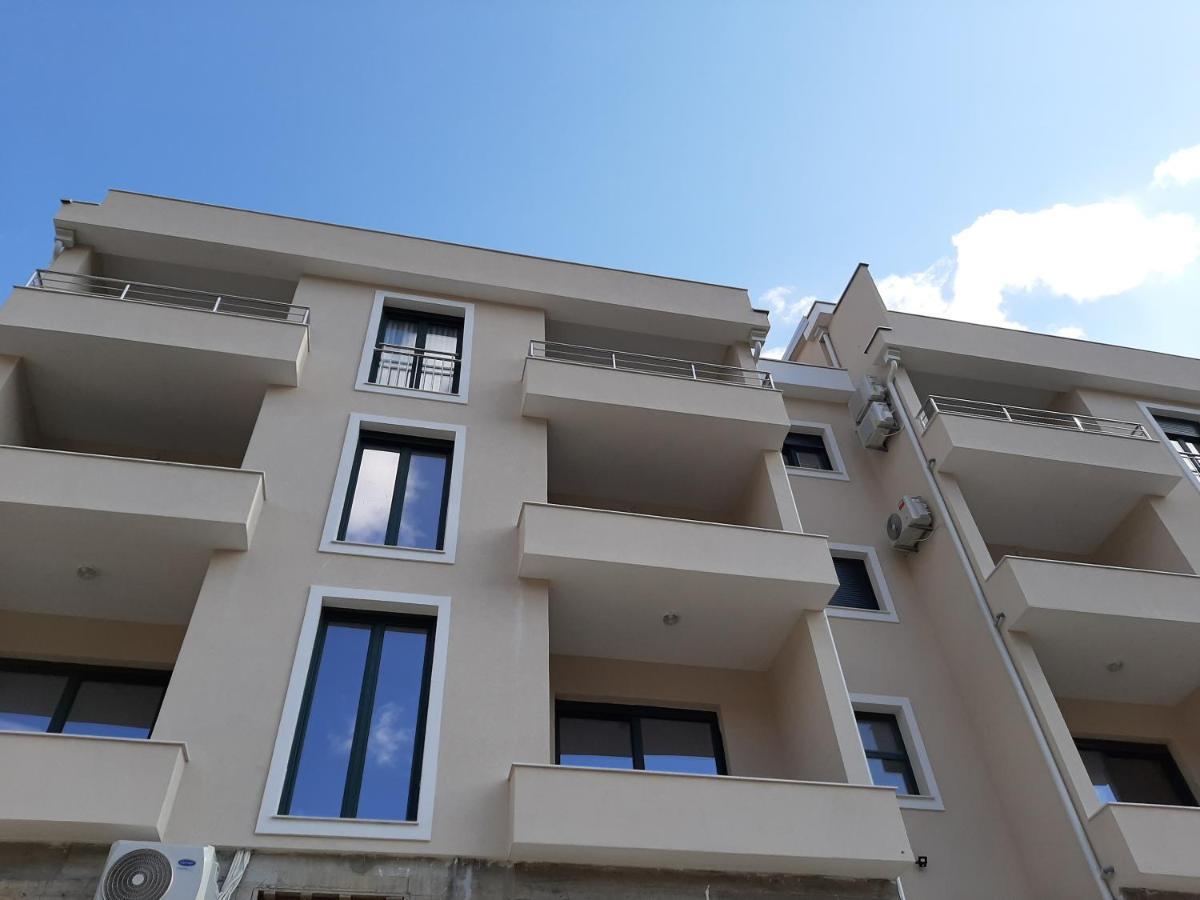 Maritimo Di Cattaro****Lux Apartment With Garage Exteriér fotografie